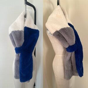 Heurueh Women’s Color Block Faux Fur Scarf orig $128